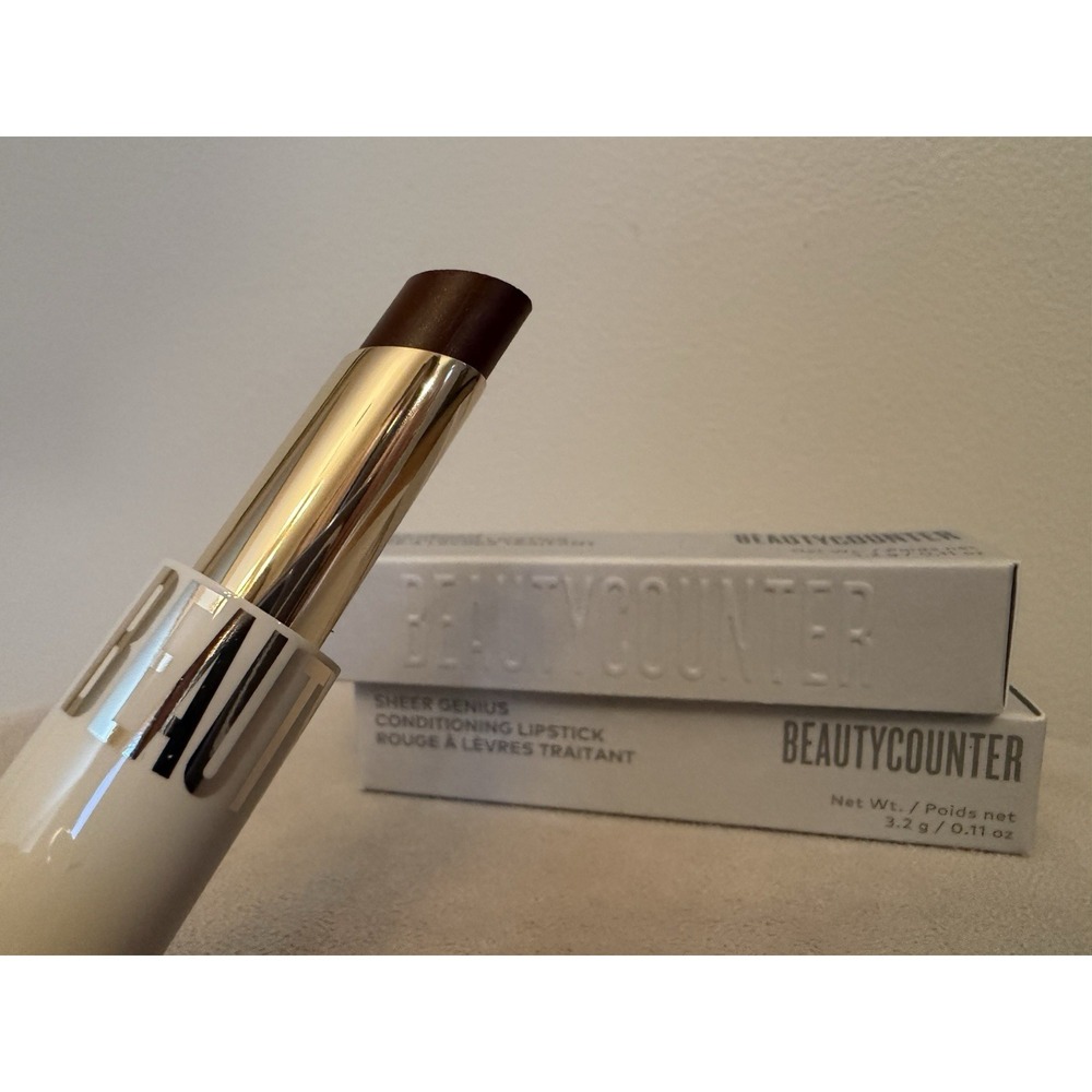 Beautycounter Sheer Genius Conditioning Lipstick in Shade Raisin‎ NIB